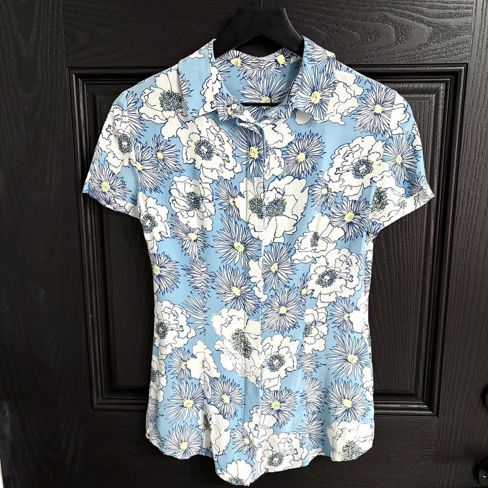 PRADA Womenโs Silk Floral Daisy Button Shirt Size 38 (US M) Light Blue